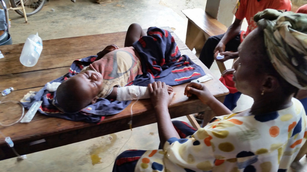 Kwilu Ngongo big existing CSCOM - mother and child has malaria - 30.1.2016